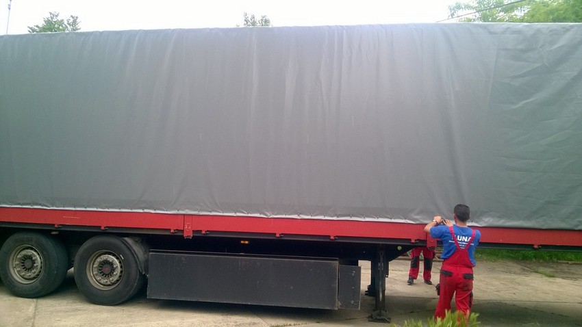 Tarpaulins for all kind of trucks and vehicles Gallery 11