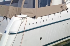 Nautičko platno sa providnom folijom na gliseru u bež boji - izrada i montaža Luna cerade i tende iz Novog Sada