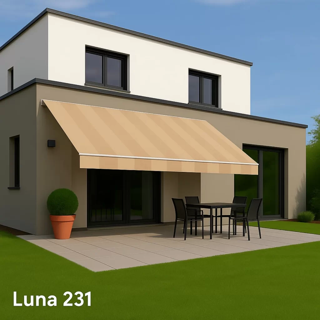 Rolo zglobna tenda sa impregniranim tenda akrilnim platnom sa svetlo bež i za nijansu tamnijim bež prugama, namontirana na modernu kuću. Izrada Luna cerade i tende Novi Sad